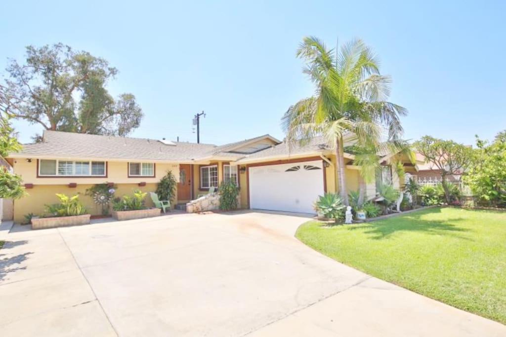5 Rooms Villa Near Disneyland, Golf Course And Trial To Beach Santa Ana Eksteriør billede